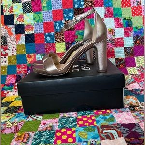 Bronze Naturalizer Joy - size 8